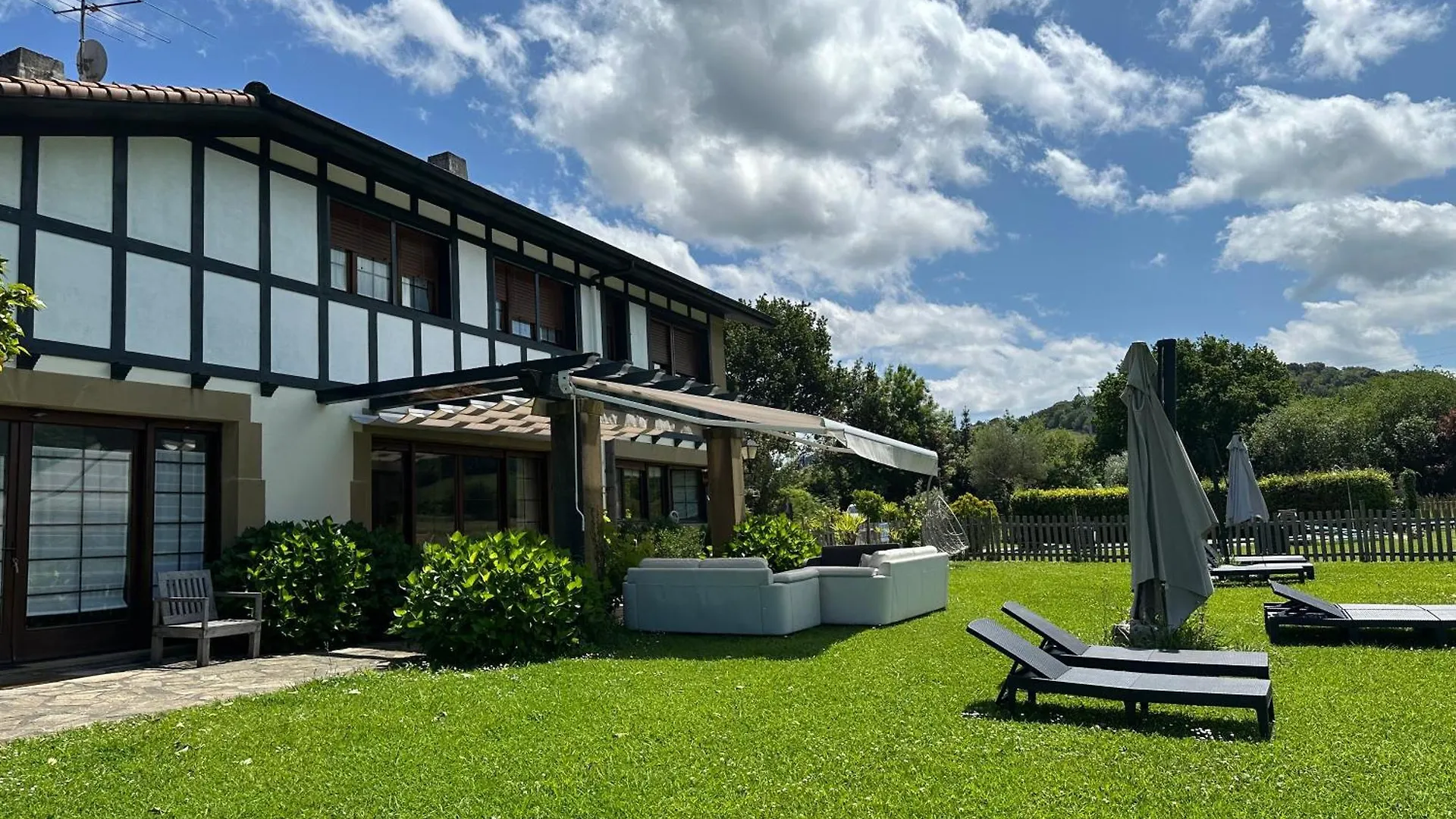 Caserio Kamirune Laukiz Casa de Campo