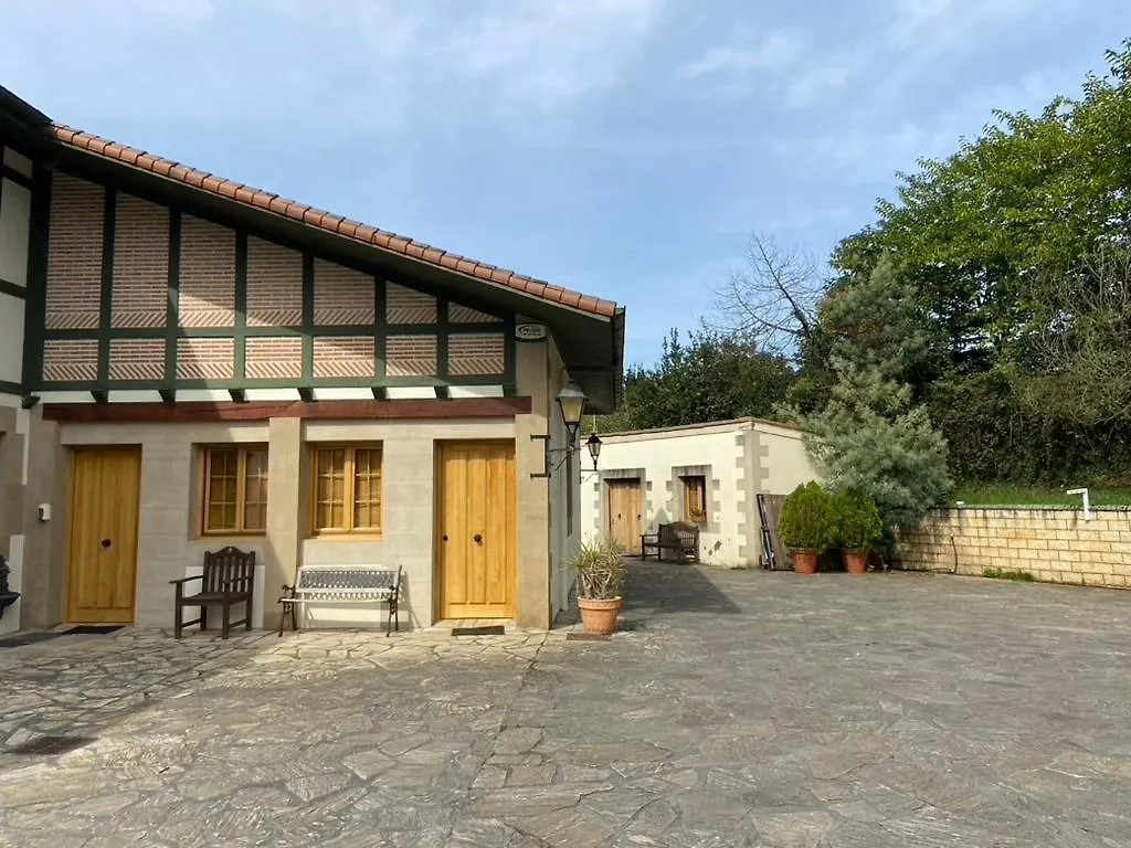 Caserio Kamirune Laukiz Country house