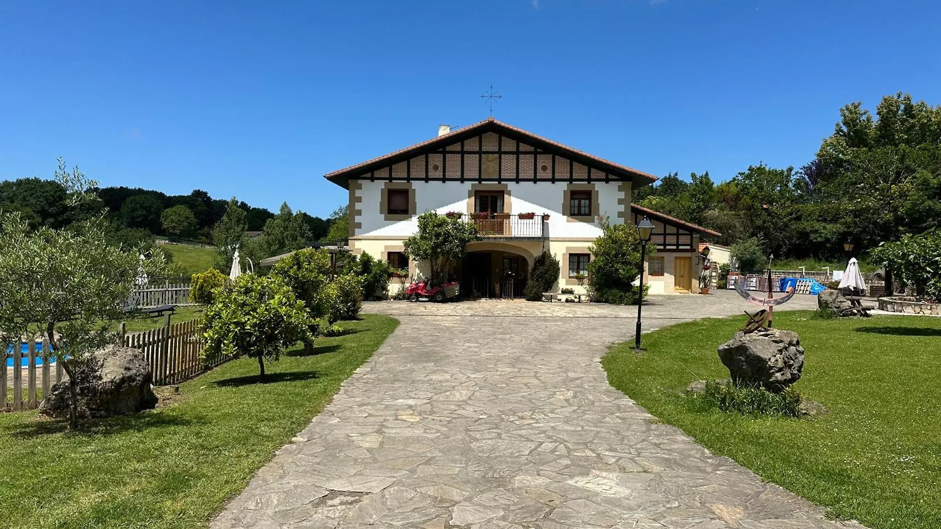 Caserio Kamirune Laukiz Country house
